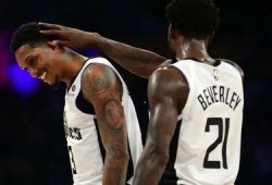 nba美媒体最新爆料视频,揭秘神秘交易背后的真相！